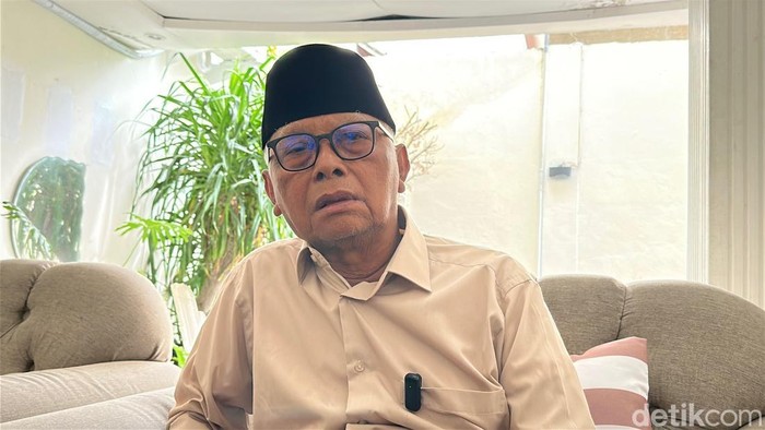 Ketua MUI KH Anwar Iskandar saat berada di Kediri