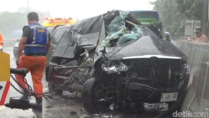 Duka Mendalam di Tol Cipularang