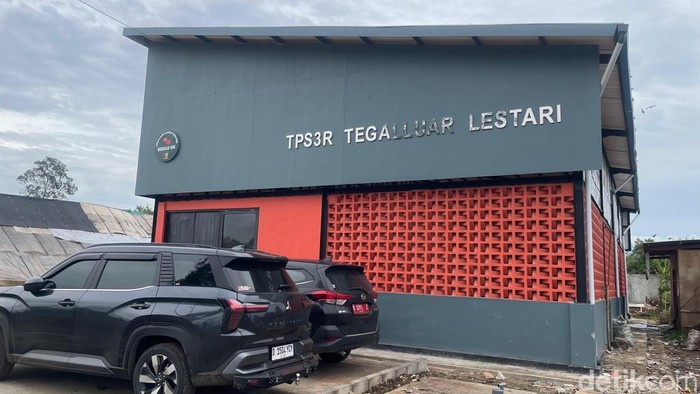 Kondisi TPS3R Tegalluar, di Kampung Sapan, Desa Tegalluar, Kamis (22/1/2026).