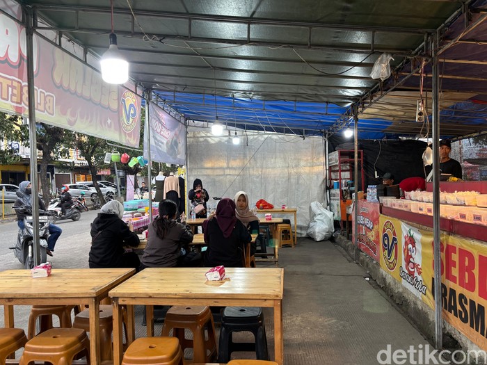 Kuliner di Pasar JB Cengkareng