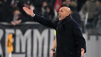 Juventus Bungkam Benfica, Spalletti Ribut dengan Suporter
