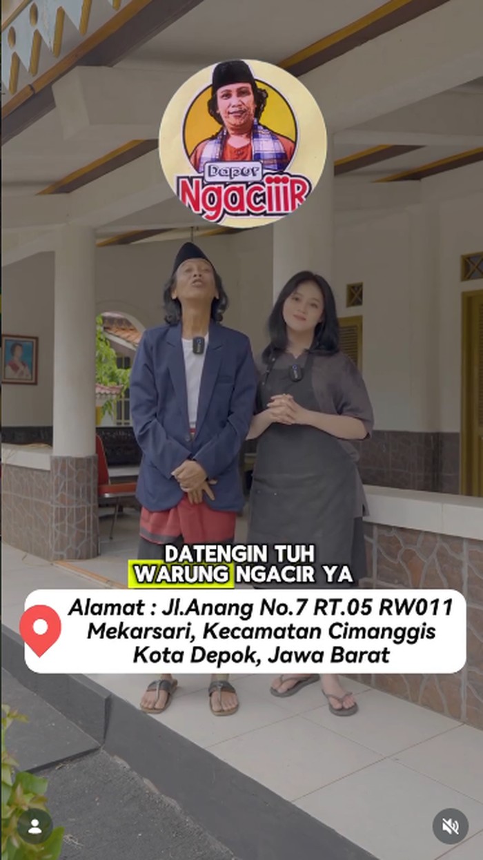 Mandra Semangat Promosikan Menu Pecak hingga Jengkol Jualannya