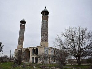 Masjid Ini Pernah Dipenuhi Ratusan Jenazah, Kini Berdiri Sendirian di Kota Mati