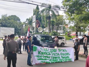 HMI Geruduk Polda Sulsel, Desak Usut Tuntas Korupsi Pasar Lassang-Lassang