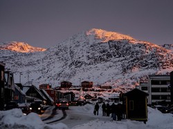 Trump Ngotot Bangun Golden Dome di Greenland, Pakar Skeptis