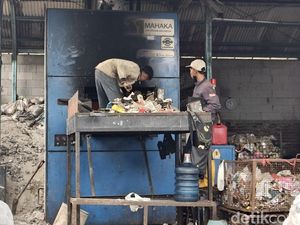 Skema Pemkot Bandung Atasi Tumpukan Sampah Saat Insinerator Dilarang
