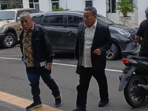 Ayah Kandung Bupati Way Kanan Diperiksa atas Kasus Penguasaan Hutan