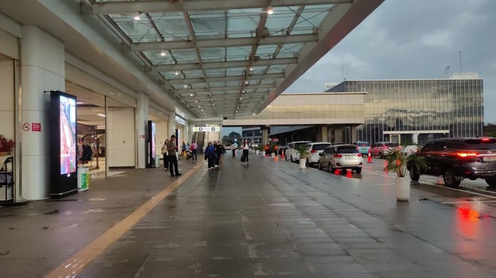 Akses ke Stasiun Kereta Cepat Halim Banjir, Ini Alternatifnya