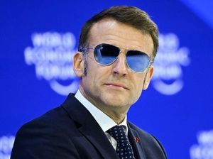 Macron Kutuk Rusia Serang Ukraina Pakai Rudal Oreshnik