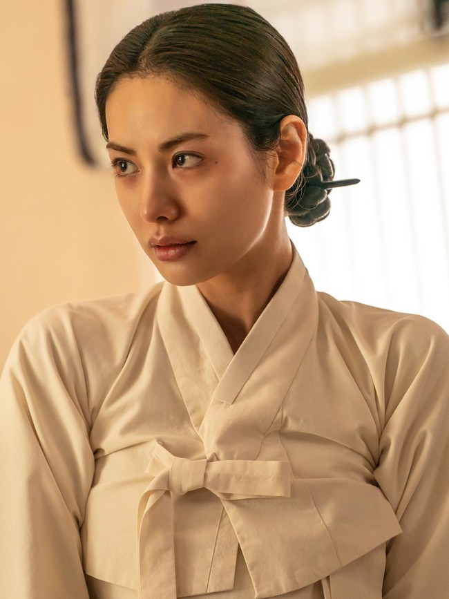 Penampilan Nana di Drakor The Scandal Bikin Salfok, Diduga Filler Bibir