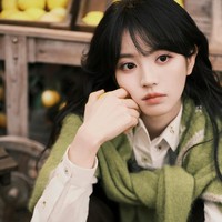 Tian Xiwei dijuluki sebagai ‘boneka hidup’ pertelevisian China. Aktris tersebut memikat para penonton dengan visualnya yang manis dan feminin serta energinya yang ceria dan positif. Foto: Weibo