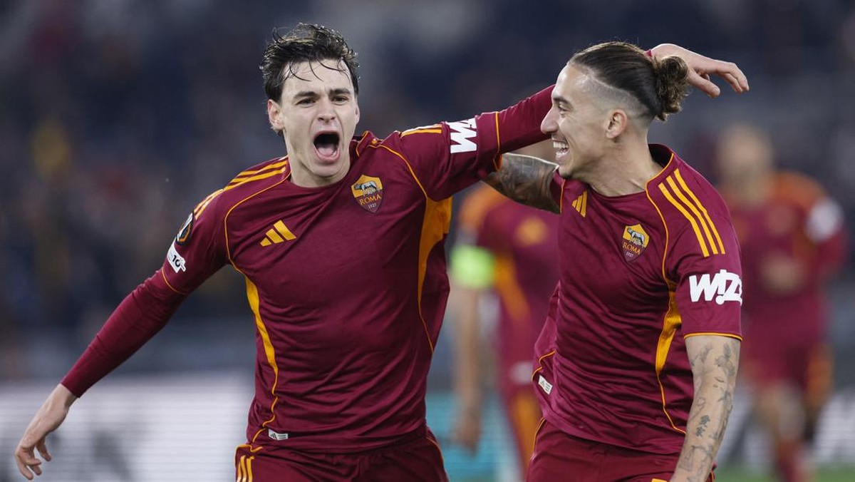 AS Roma menang 2-0 atas VfB Stuttgart dalam lanjutan Liga Europa (Foto: REUTERS/Remo Casilli)