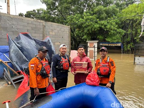 Banjir Bekasi, Warga Kranji Dievakuasi