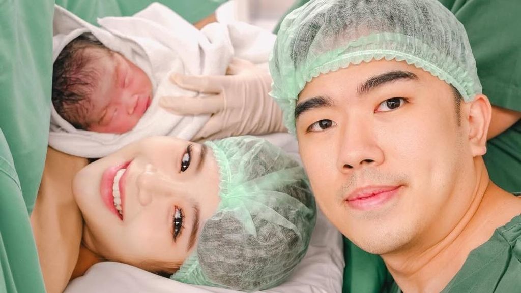 Momen Cindy Yuvia Eks JKT48 Melahirkan Anak Pertama