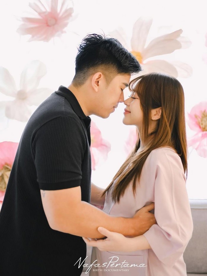 Cindy Yuvia melahirkan anak pertama.