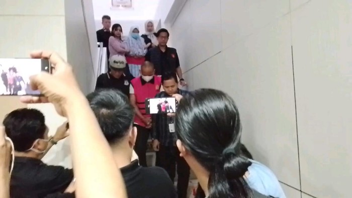 2 ASN Perkimtan Palembang Jadi Tersangka, Langsung Ditahan