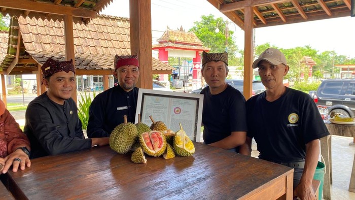 Durian Merah Banyuwangi Resmi Dilindungi Negara