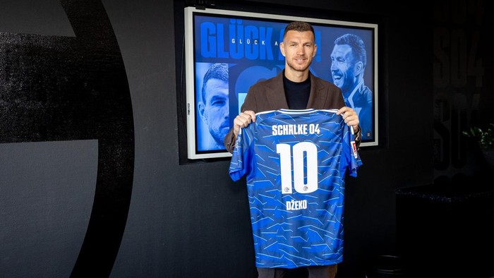 Edin Dzeko Balik ke Jerman, Gabung Klub Schalke 04