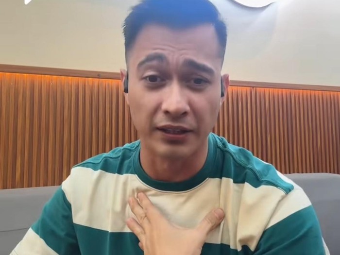 Eza Gionino tanggapi ketika dirinya disebut sebagai salah satu karakter di Broken Strings.