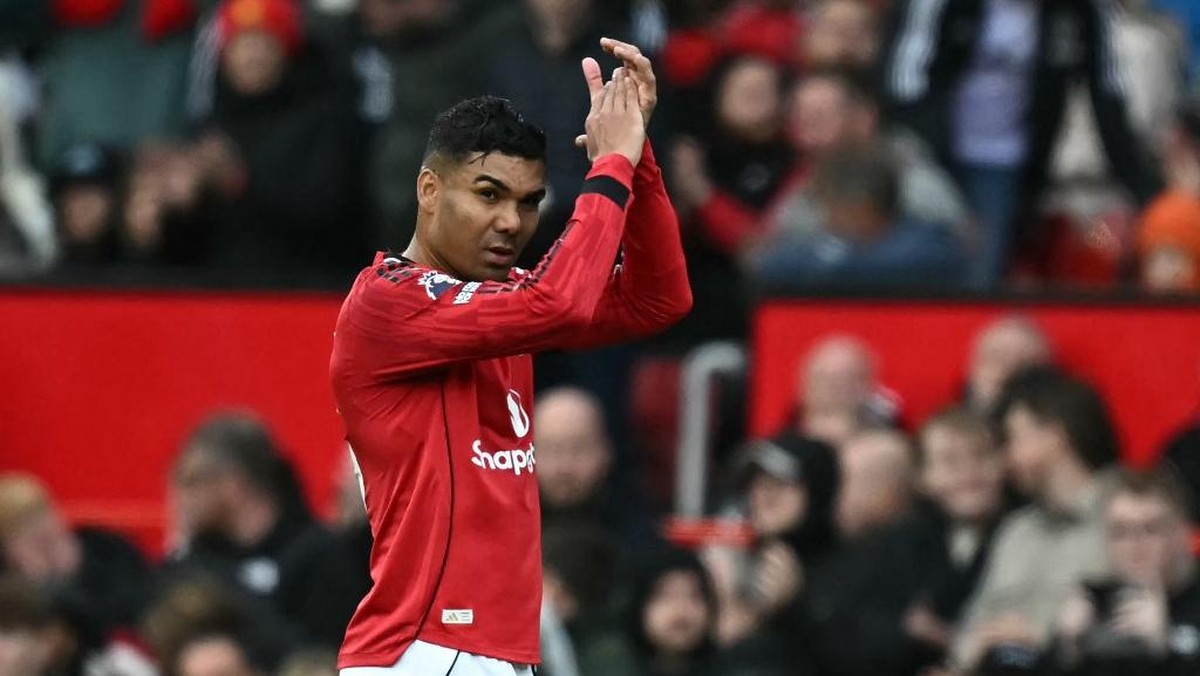 Kesan pemain Manchester United soal Casemiro. (Foto: AFP/PAUL ELLIS)
