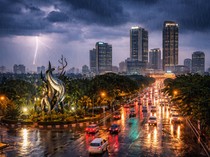 BMKG Ungkap Penyebab Hujan Angin Kerap Turun Sore Hari di Surabaya-Sidoarjo