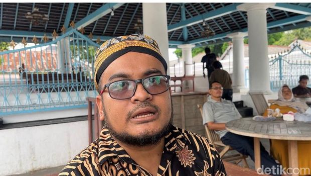 Juru bicara Paku Buwono XIV Purbaya ditemui di Keraton Solo, Jumat (23/1/2026)