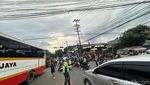 Potret Bus Harapan Jaya Tabrak Mobil hingga Rumah di Kota Kediri