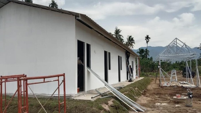 Kualitas Huntara di Sumbar Ditingkatkan, Atap Ditinggikan-Dipasang Plafon