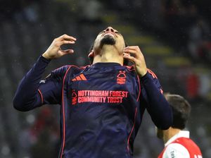 Sepakbola Komedi Nottingham Forest di Markas Braga