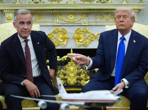 Trump Ancam Kanada Kena Tarif 100% Jika Capai Kesepakatan dengan China