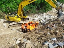 Tragis 3 Buruh Proyek Tewas Terkubur Longsor di Ungasan Badung