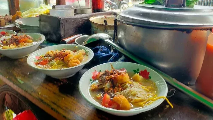 Slurrp! 5 Soto Mie Enak Mulai Rp 20 Ribuan buat Hangatkan Badan