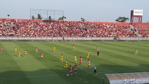 Bali United ditahan imbang Semen Padang dengan skor 3-3 dalam lanjutan Super League 2025/2026 di Stadion Kapten I Wayan Dipta, Gianyar, Bali, Sabtu (24/1/2026). (Foto: Krisna Pradipta/detikBali)