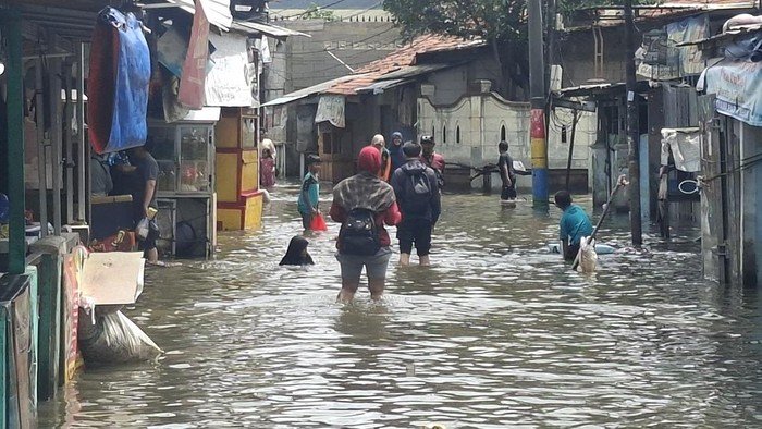 Berkurang, Banjir Jakarta Rendam 59 RT dan 4 Ruas Jalan Sabtu Sore