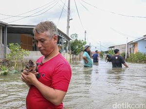 Banjir Masih Menggenangi Perumahan Subsidi di Kabupaten Bekasi