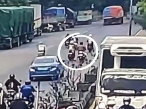Terekam CCTV Mahasiswi di Gresik Jadi Korban Begal Payudara