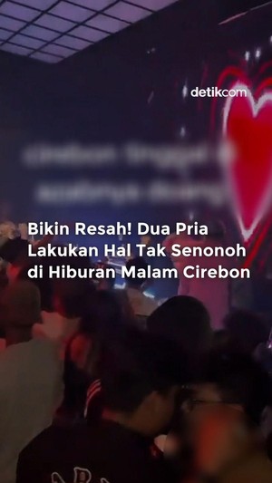 Video: Heboh Aksi Tak Senonoh 2 Pria di Tempat Hiburan Malam Cirebon