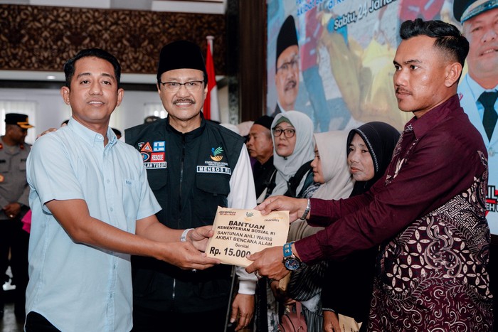 Mensos Salurkan Santunan Duka di Aceh Utara, Total Rp 4 Miliar