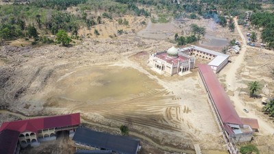 Pondok Pesantren Darul Mukhlishin di Aceh Tamiang Kini Bersih dari Tumpukan Kayu Pascabanjir