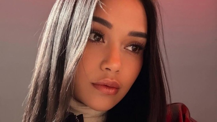 Jenazah Lula Lahfah Dipindahkan dari Rumah Duka