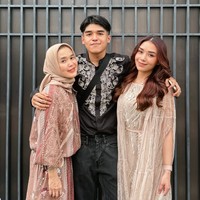 Lahir pada 17 Juli 1999, Lula saat ini berusia 26 tahun. Memiliki paras cantik, penampilannya kerap jadi sorotan. Foto: Instagram/@lulalahfah