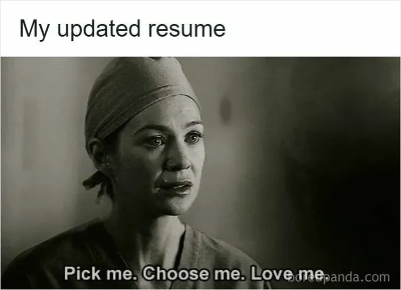 Resume adalah kunci gerbang untuk mendapatkan pekerjaan impianmu. Makanya nggak heran kalau banyak orang membuatnya agak 'lebay' biar keterima kerja.