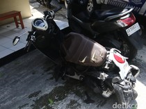 2 Pemotor Tewas Tertimpa Pohon Randu di Depok Sleman