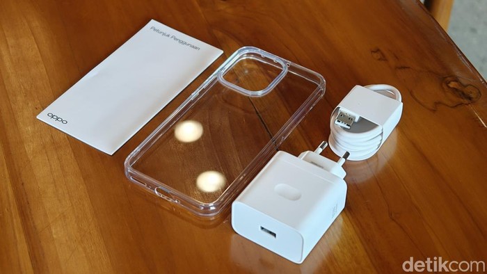 Unboxing Oppo Reno15 Pro Max: HP Rp 13 Juta, Selfie 50 MP Bikin Melirik