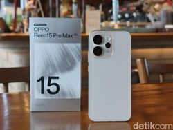 Unboxing Oppo Reno15 Pro Max: HP Rp 13 Juta, Selfie 50 MP Bikin Melirik