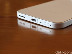 Unboxing Oppo Reno15 Pro Max: HP Rp 13 Juta, Selfie 50 MP Bikin Melirik