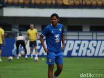 Persiapan Mepet, Adam Alis Optimistis Raih 3 Poin di GBT