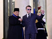 Di Istana Prancis Elysee, Prabowo Dijamu Makan Malam Oleh Macron