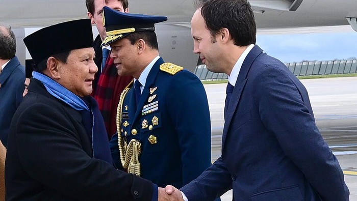 Dari Swiss, Prabowo Lanjut ke Paris untuk Makan Malam Bersama Macron