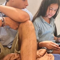 Dalam foto yang dibagikan Olla ke media sosialnya, Aleena juga sudah cukup dekat dengan kekasih sang mama, Tristan Molina. Foto: Instagram/@ollaramlan